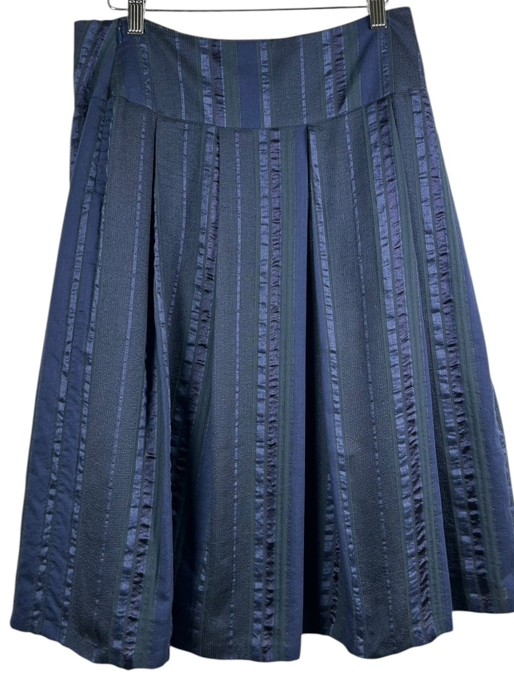 LAFAYETTE 148 NEW YORK Pleated A-Line Skirt Navy Satin Stripe Size 6